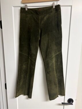 Danier Genuine Suede Vintage Leather Pants Olive Green Size 6 Straight Leg